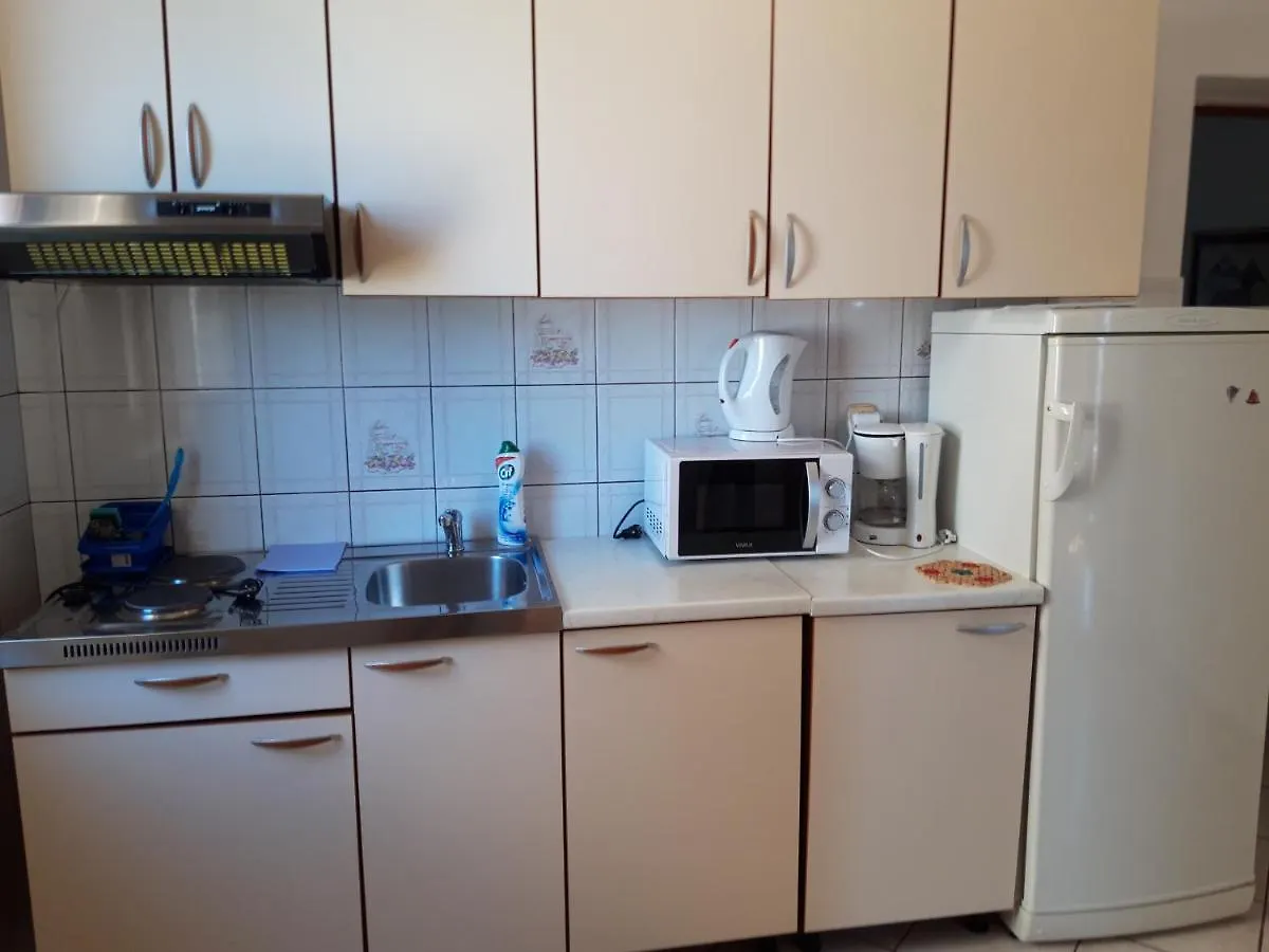 Apartments Damir 2838 Lopar