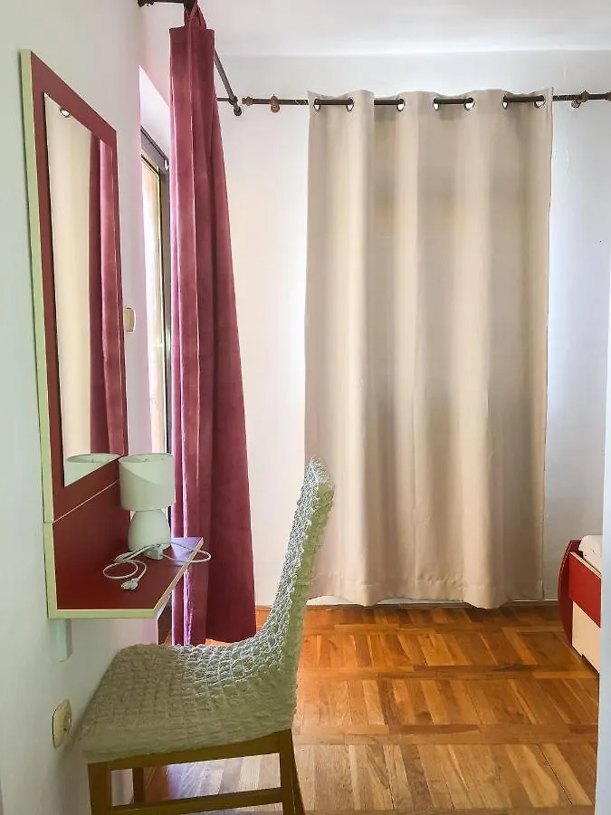 Apartments Damir 2838 Lopar Croatia