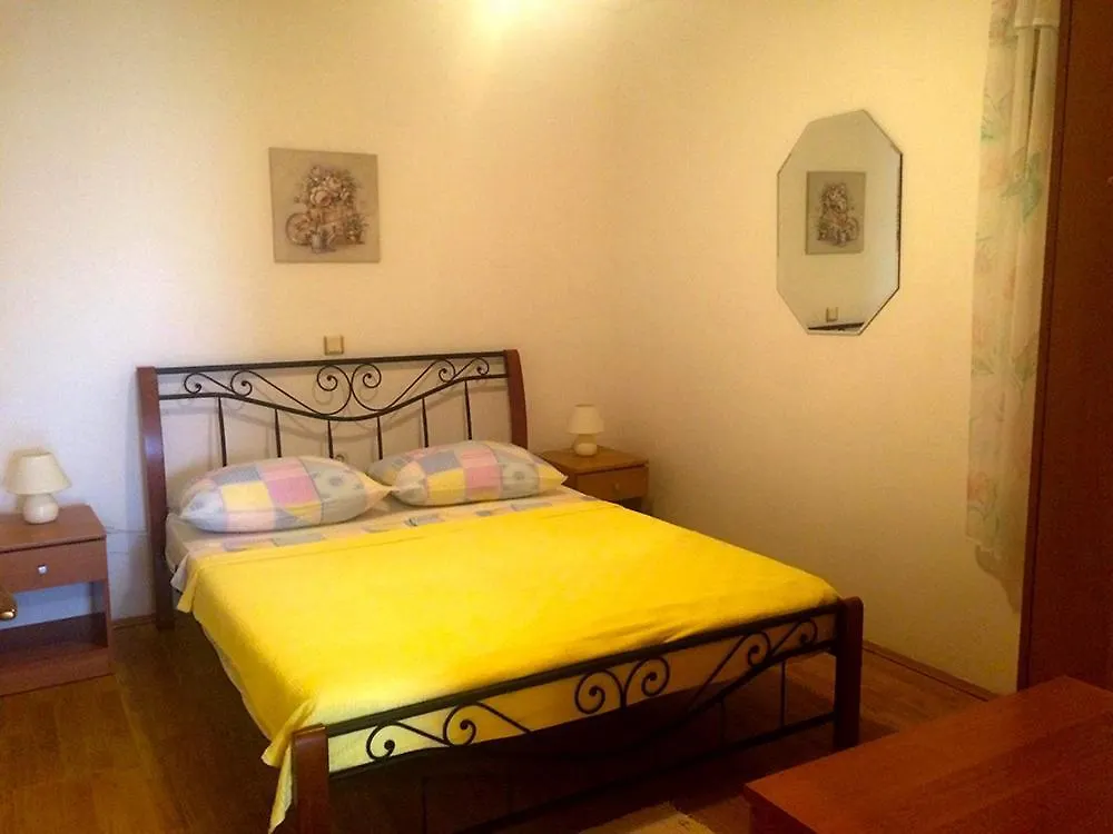 Apartments Damir 2838 Lopar