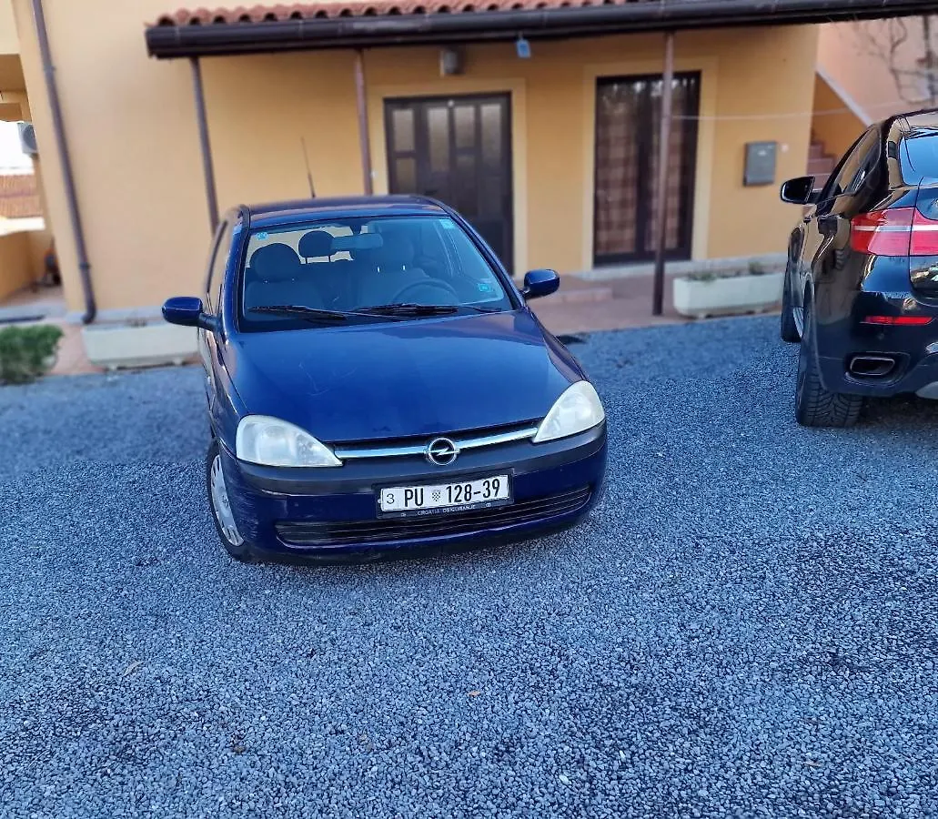 Apartments Damir 2838 Lopar Croatia
