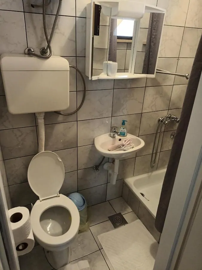 Apartments Damir 2838 Lopar Croatia