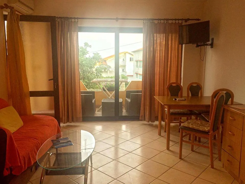Apartments Damir 2838 Lopar