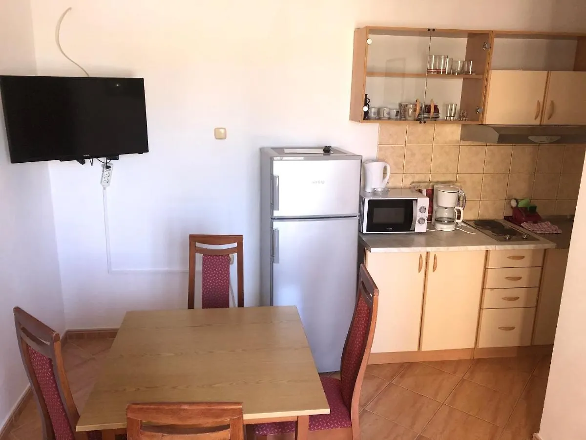 Apartments Damir 2838 Lopar